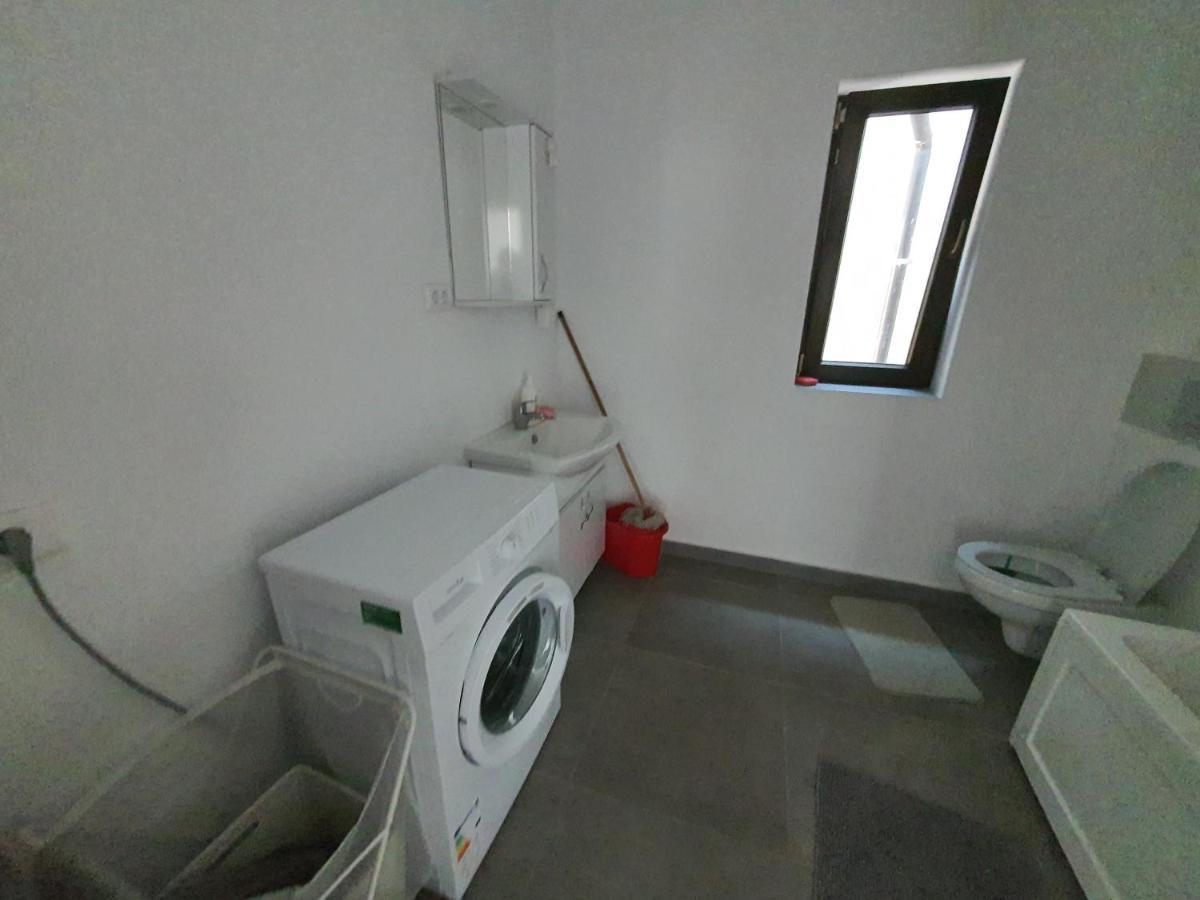 Perfect Retreat 1Br Apartment With Parking And Self Check In Popesti-Leordeni Esterno foto